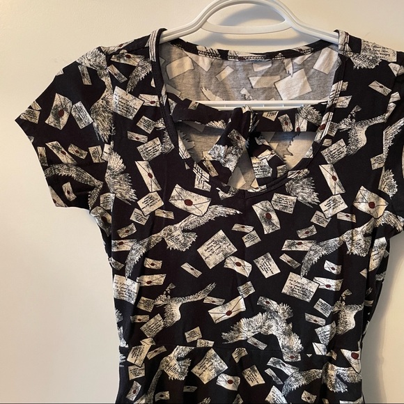 Hot Topic Harry Potter Hogwarts Letter Dress - Picture 2 of 5